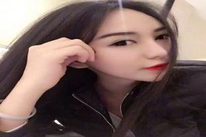 <span>女奥特曼人间体</span>  